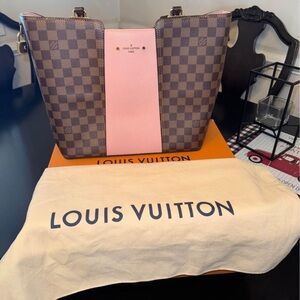 LOUIS VUITTON Damier Ebene Jersey in Magnolia